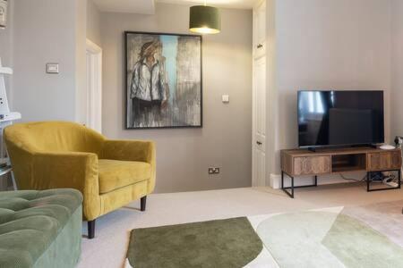 Central, Stunning 2 Bed Apartment With Parking! Cambridge  Buitenkant foto